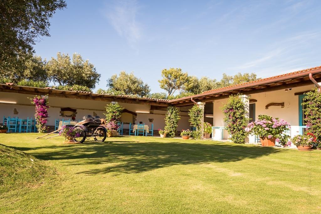 Piccolo Ranch Villa Villa San Pietro Exterior photo